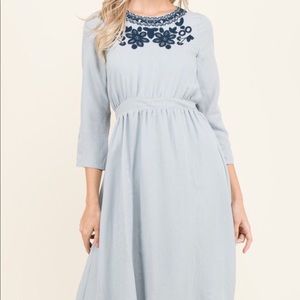 NEW!! Embroidery Midi Dress